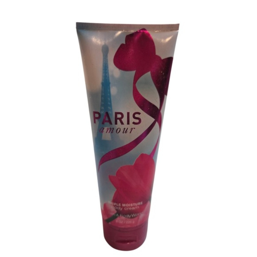 Bath & Body Works Paris Amour Triple Moisture Body Cream 8 oz‎ Signature Coll.